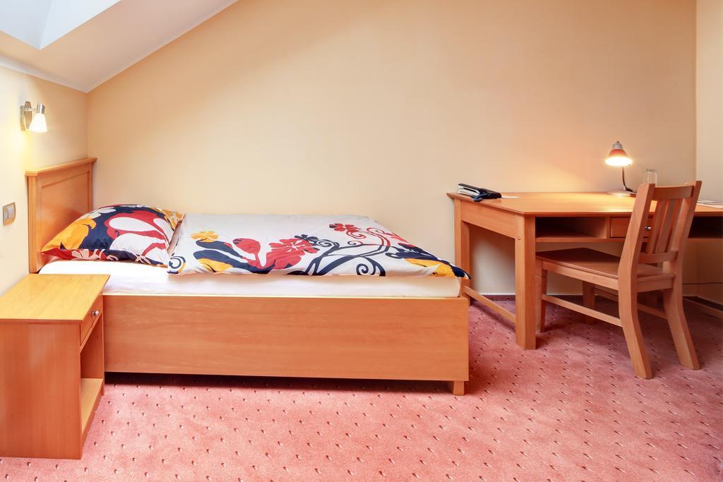 Penzion Harmonie Žlutice Quarto foto